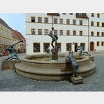 8 - Torgau, Brunnen am Marktplatz