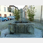4 - Brunnen an der Altstadtkirche S. Martino in Tirano